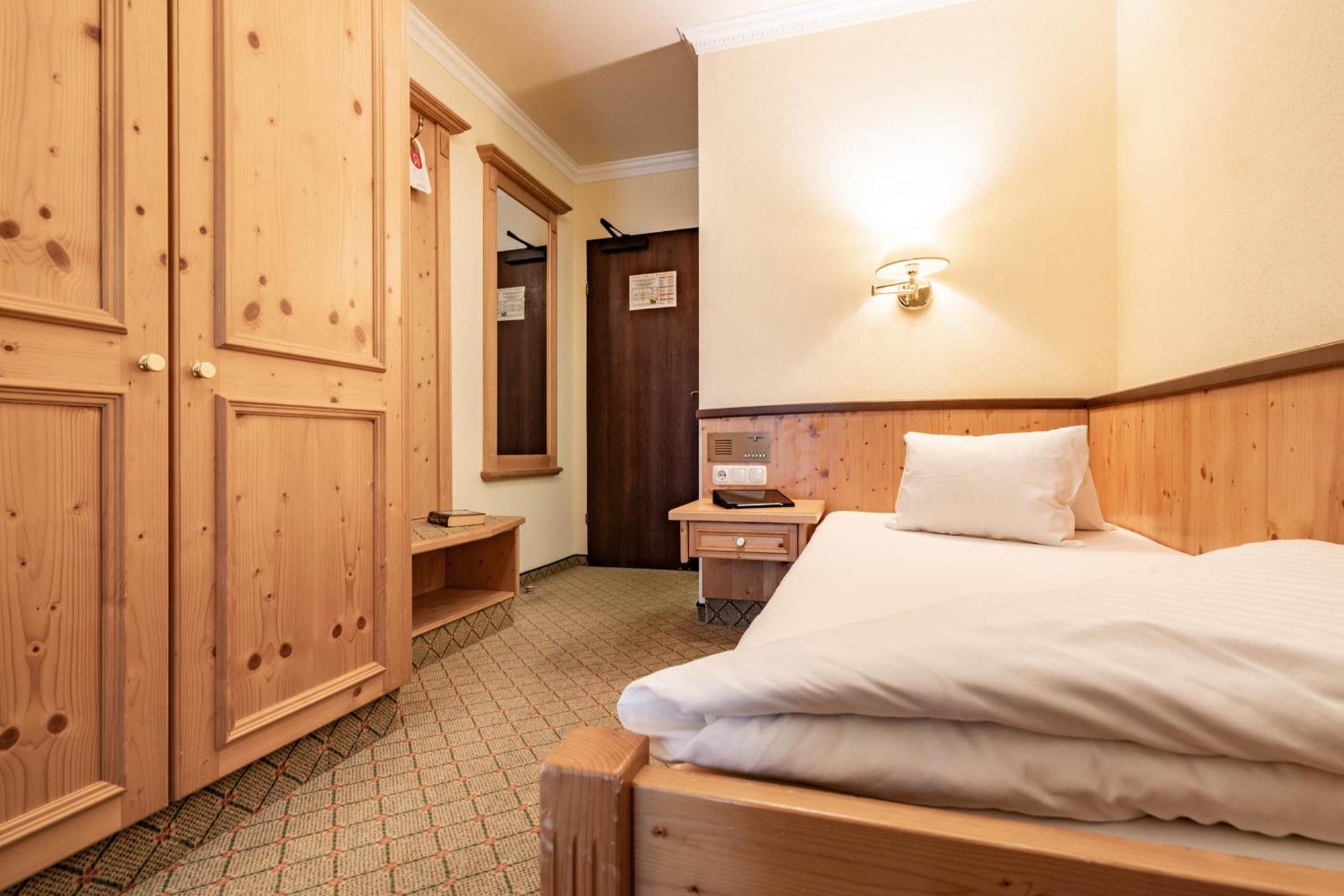 Berghof Hotel 4*